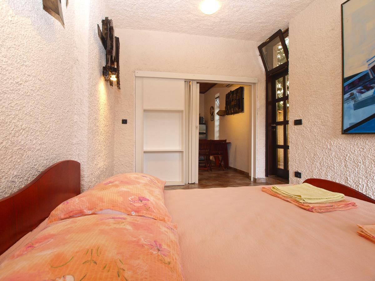 Apartments Nenad 1720 Premantura Buitenkant foto