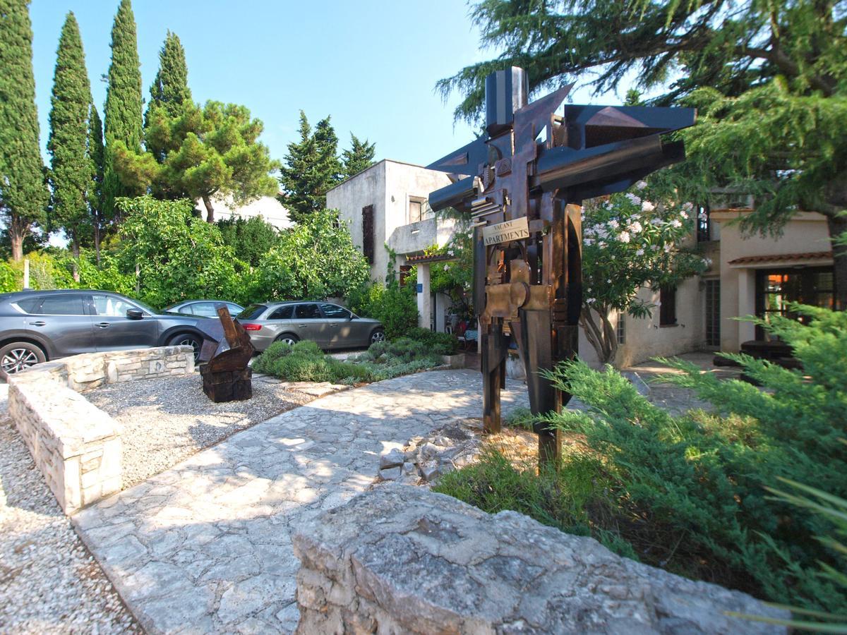Apartments Nenad 1720 Premantura Buitenkant foto